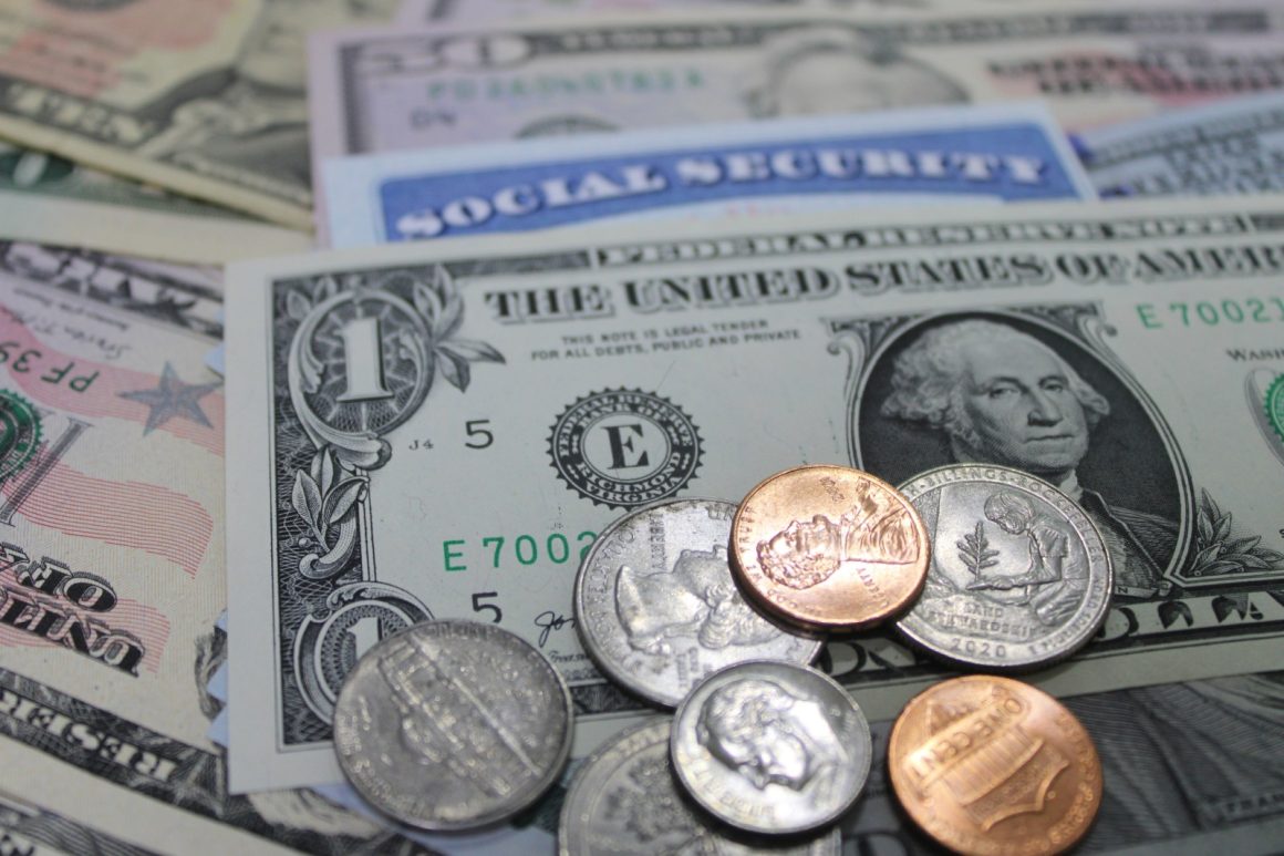 Americans Remain Divided on Fixing Social Security