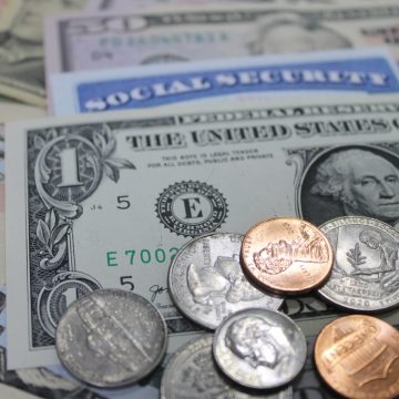 Americans Remain Divided on Fixing Social Security