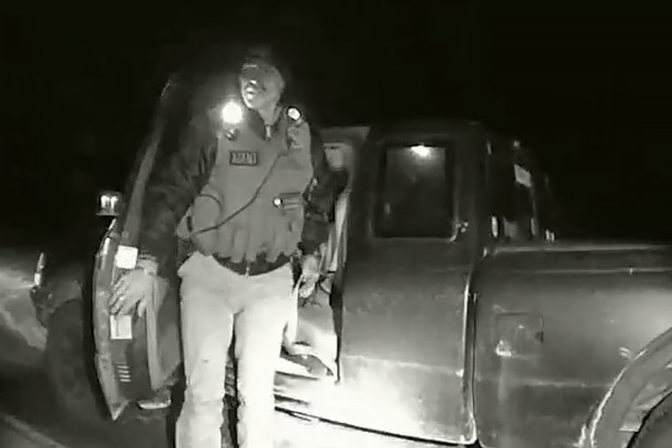 139080e8-3625-4139-89ea-e79980c369bc The Problem of Fake ICE Agents Targeting Immigrants