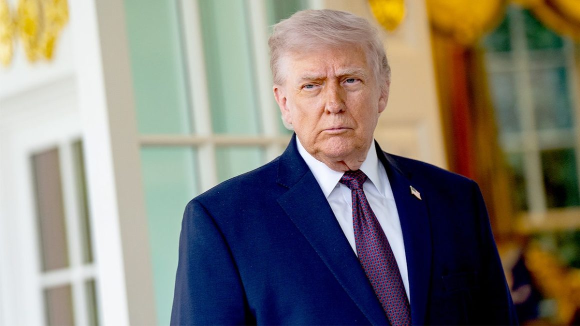 227787a4-c02c-4c47-9cad-4dd8c2781135 Trump Convenes Key Cabinet Meeting as Iran Talks Intensify