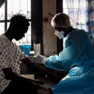 Red Cross Volunteers Die from Ebola in DR Congo Amid Outbreak
