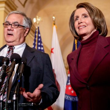 2e015b1e-0831-4861-b1b4-d259940341da Barney Frank: A Detailed Look at His Political Journey