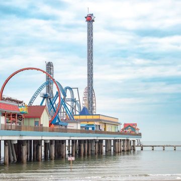 Texas Teen Attacked by Shark While Boating with Father