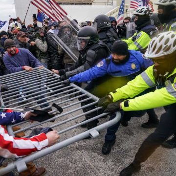 Police Officers Sue to Block Payouts to Jan. 6 Rioters from New Fund