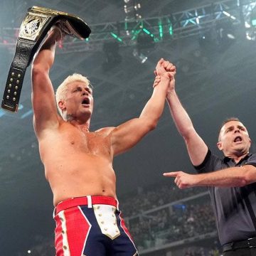 Controversial Call in WWE Title Match