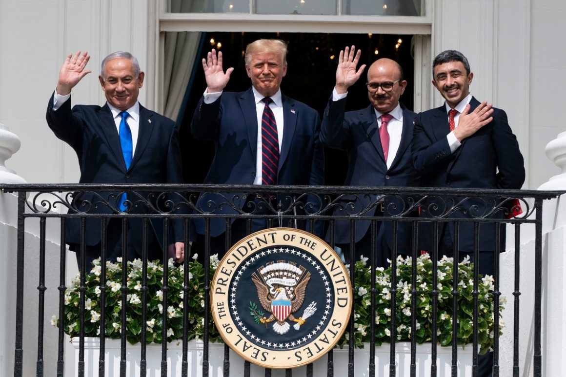 59e97676-6a8e-4a34-bff6-54655221cfc8 Trump Suggests Arab States Join Abraham Accords Amid Iran Peace Talks