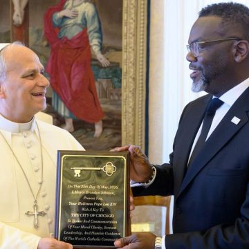 623bfd86-3896-416d-8b6e-88f73512b616 Chicago Mayor Seeks Pope’s Support for Reparations