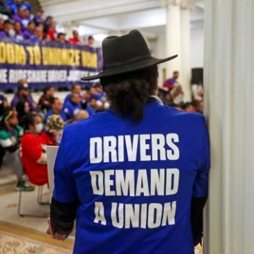 6588ceb9-77df-4813-b549-1c7f126644db Massachusetts Recognizes Nation’s First Rideshare Driver Union
