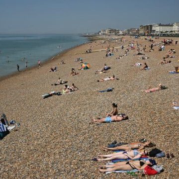 First Heat Wave of the Year Hits Parts of Britain