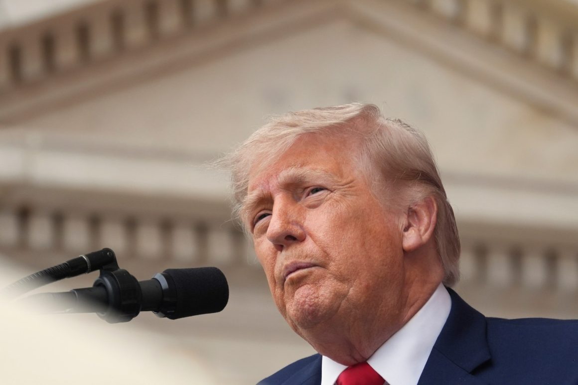 Trump Faces Record Low Approval on Inflation