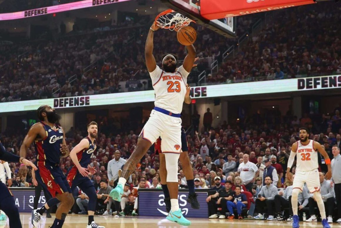 Knicks’ Mitchell Robinson Undergoes Surgery, Hopes to Play in NBA Finals