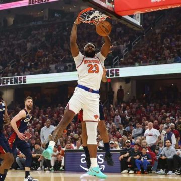 Knicks’ Mitchell Robinson Undergoes Surgery, Hopes to Play in NBA Finals