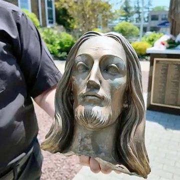 7c33401d-8c95-4653-bb02-4b0b4e234dd3 Woman Arrested for Vandalizing Jesus Statue Outside Long Island Church