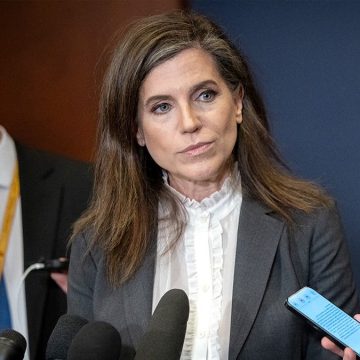 Proposal to Bar Foreign-Born Individuals from Congress Faces Opposition