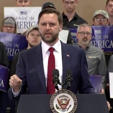 Republicans Focus on Trump to Rally Midterm Voters