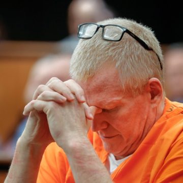 South Carolina Supreme Court Overturns Alex Murdaugh’s Conviction, Orders New Trial