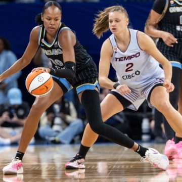 Azurá Stevens’ Journey Back to the Chicago Sky