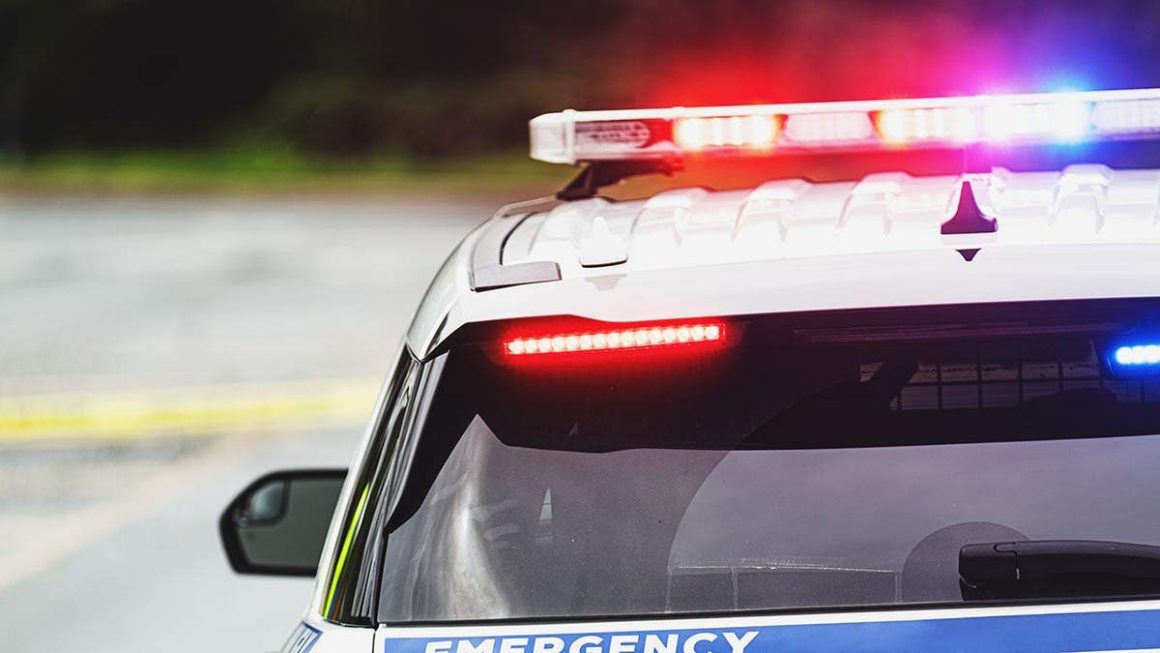 b0b571e8-9900-49c3-a36d-d7bf1c504d20 High-Speed Chase in Wisconsin Leads to Car Jump