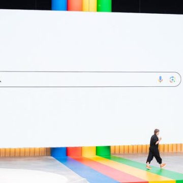 Google Overhauls Search Box with New AI Model