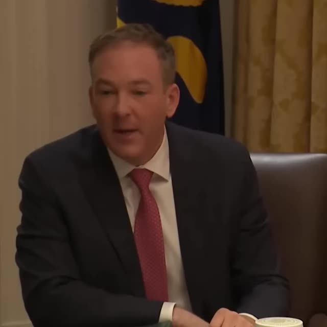 bdb5d263-9db8-43a2-9b2e-3c87a9985012 The Role of Flattery in President Trump’s Second-Term Cabinet Meetings