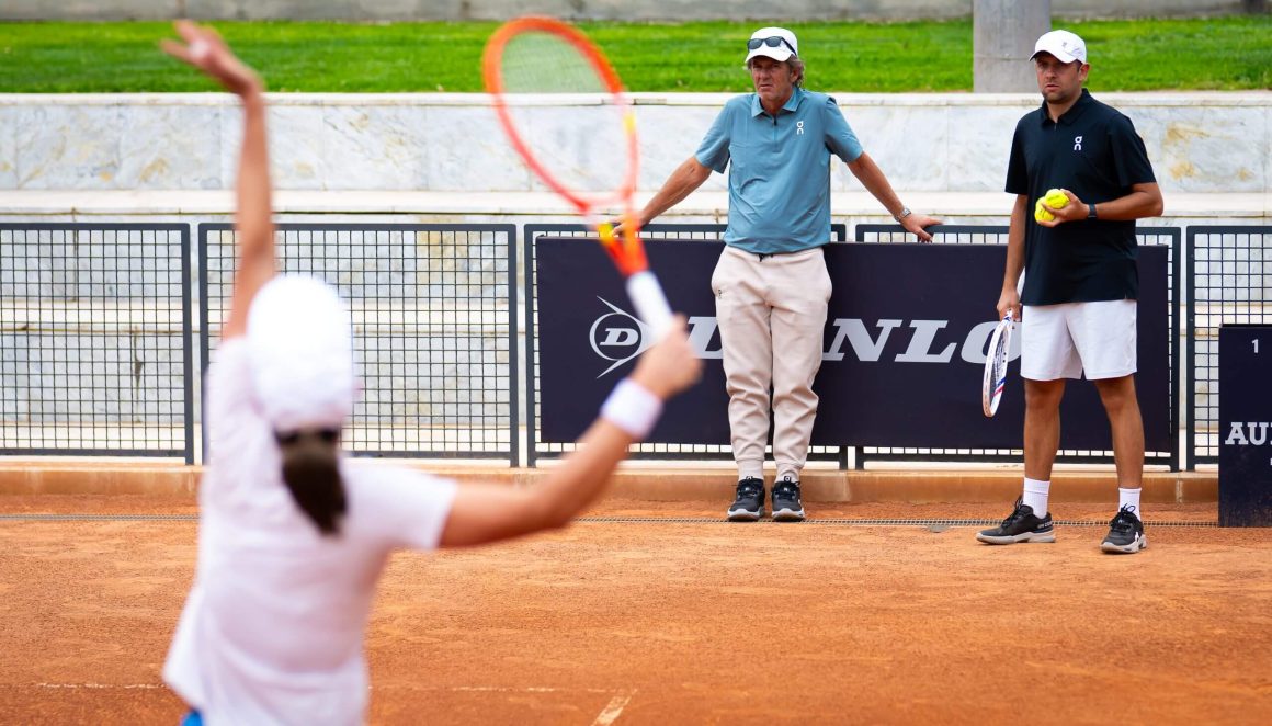 Iga Świątek Adjusts Strategy for Success at French Open
