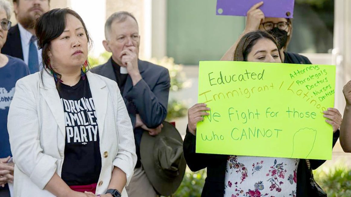 Sacramento City Councilmember Mai Vang Faces Criticism Over Pledge of Allegiance Stance