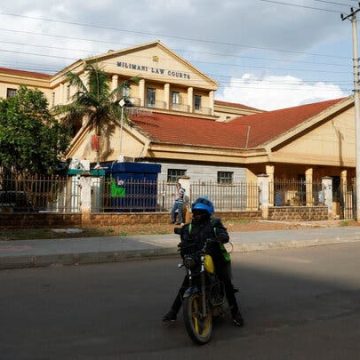 dabc1f86-f0e4-438d-9cd7-e24e433f11d0 Kenyan Court Halts U.S. Ebola Quarantine Plan
