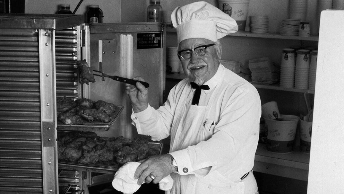 eb341a66-a95b-4fcc-88c6-82de92525121 Colonel Sanders Criticized KFC Gravy, Yet It Remains Popular