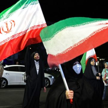 Tensions Rise as U.S. and Iran Struggle to Reach Agreement