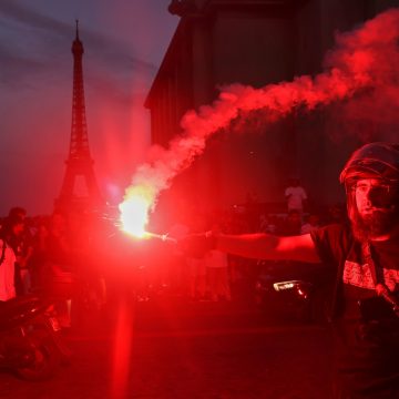 Paris Saint-Germain’s Victory Celebrations Turn Chaotic