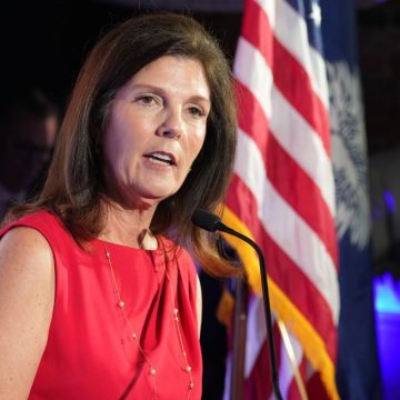 0037edcb-eac9-4ba9-bdf7-0beced206fa9 South Carolina Republican Runoff: Evette vs. Wilson