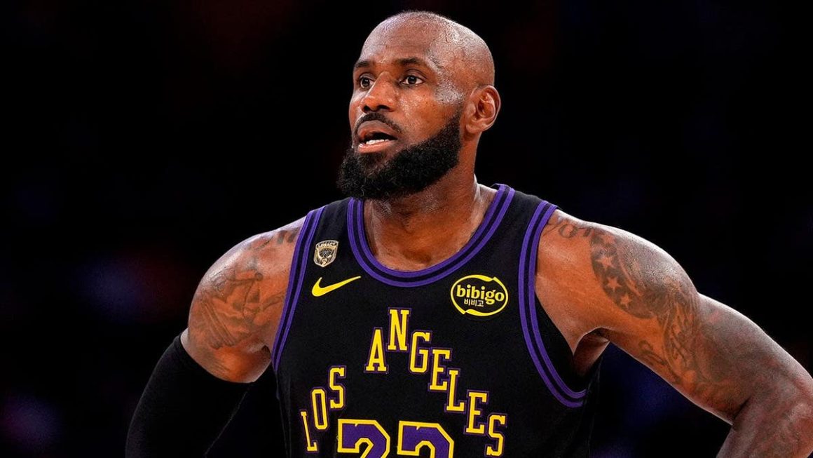 0c2c2b8c-7484-4f2c-9ff7-e0d631c91ab2 The Uncertain Future of LeBron James in the NBA