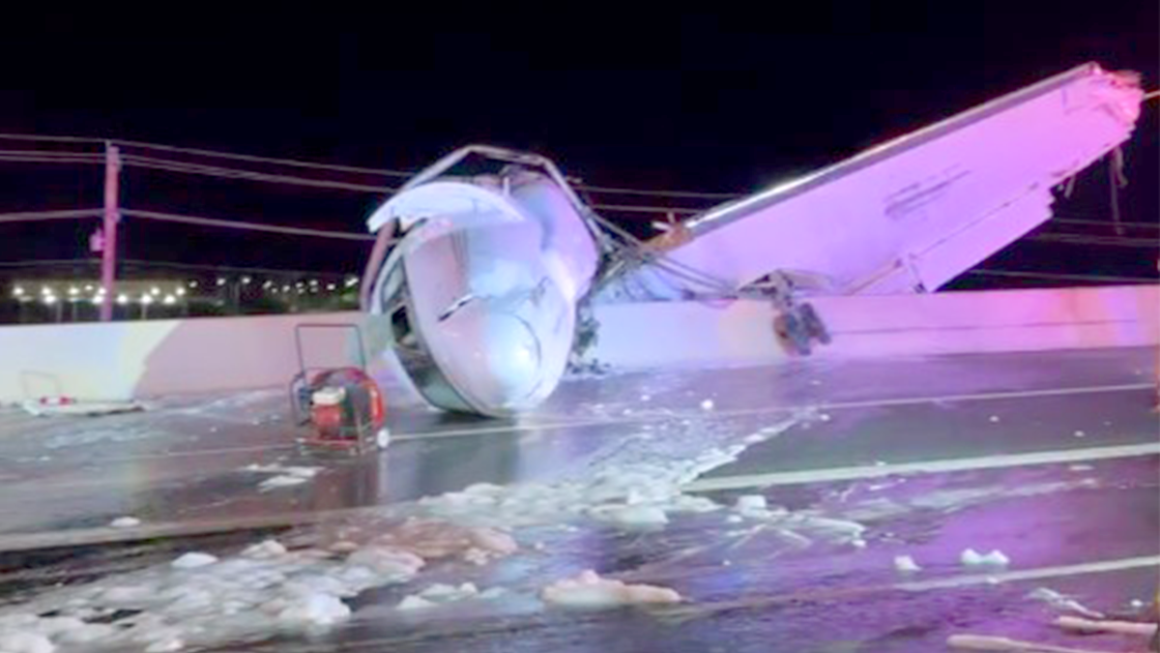 Business Jet Crash on Texas Highway Results in Fatality