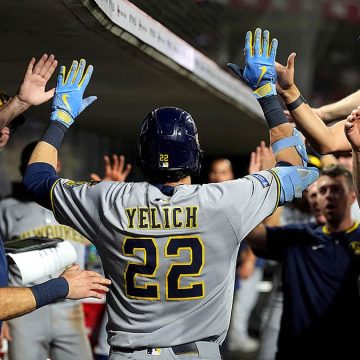 Milwaukee Brewers vs. Cincinnati Reds: Preview and Betting Guide