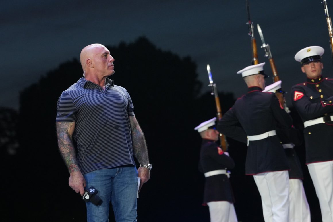1dd5c37f-de15-47c5-bae3-44663fc1012c Joe Rogan Critiques Trump’s Handling of Epstein Files and Iran Conflict