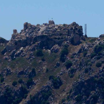 Israeli Airstrikes Target Southern Lebanon, Escalating Tensions