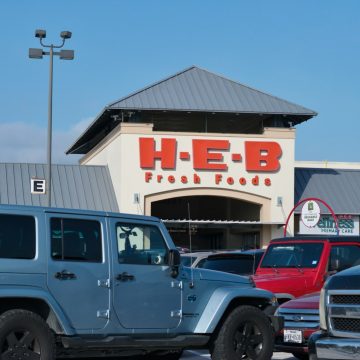 Fundraising Success for Woman After Anti-Muslim Remarks in Texas