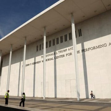 26e921cc-8032-4642-86f1-e78936adef0e Judge Orders Name Removal from Kennedy Center Facade