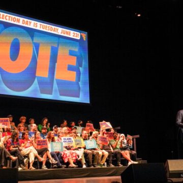 New York’s Primary Election: Progressive Challenges and Political Dynamics