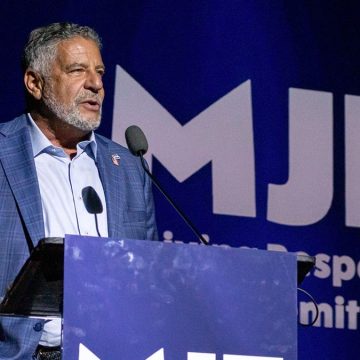 2d26a3cd-b932-4a5f-9c2b-263fd34e23b8 Bruce Pearl’s Advocacy: A Fusion of Sports, Israel, and Personal History