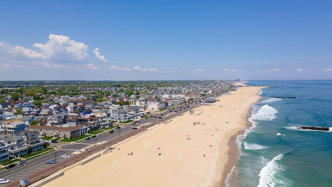 Officials Warn Beachgoers About Water-Quality Before Summer Swimming