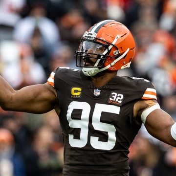 Browns Trade Myles Garrett to Rams