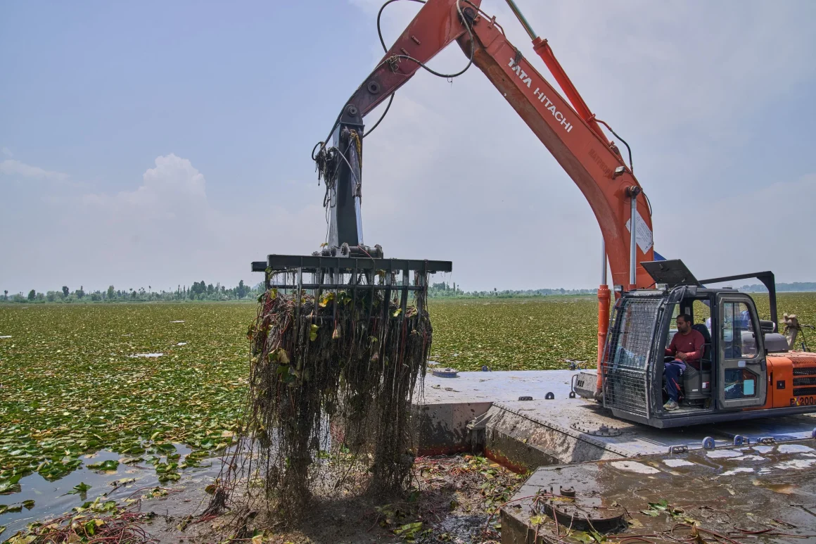 Challenges Facing Lakes in Kashmir