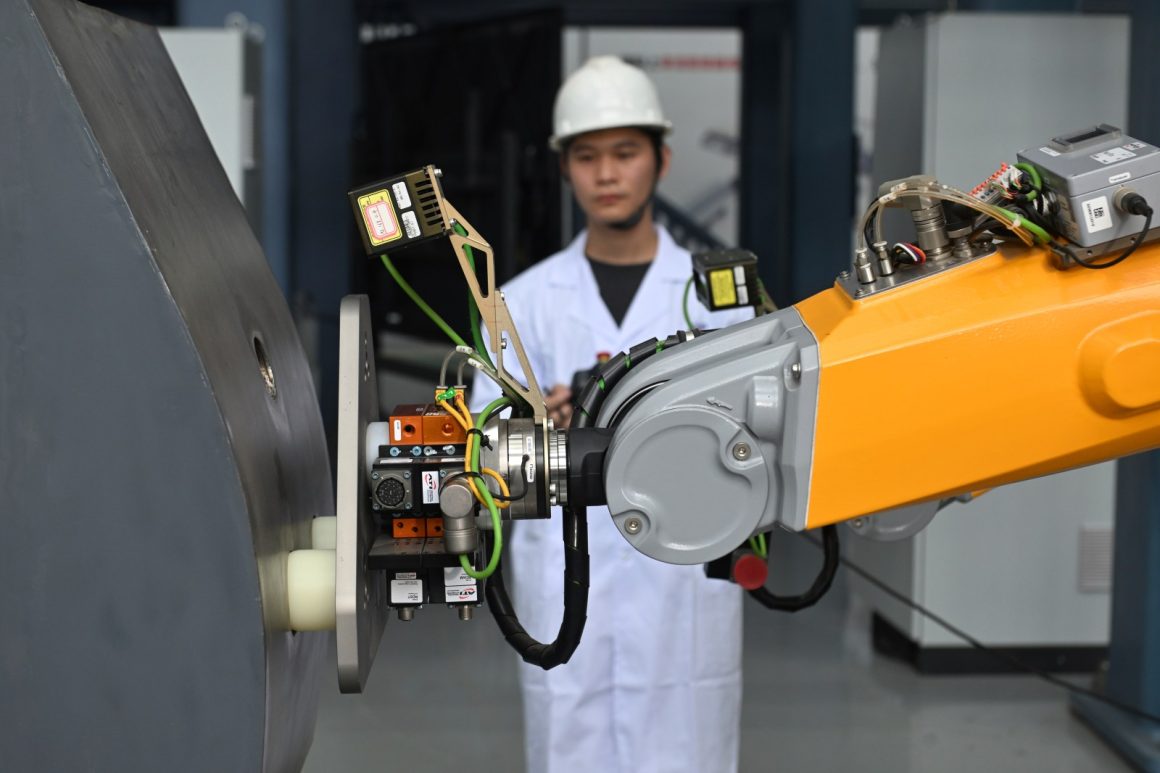China Advances in Fusion Energy with Engineering Milestone