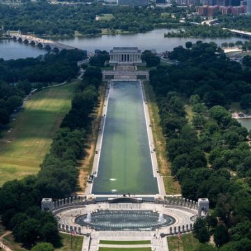 40c446e6-85eb-4ce6-8ad4-228f47577f97 Arrests Made Following Vandalism at Lincoln Memorial Reflecting Pool