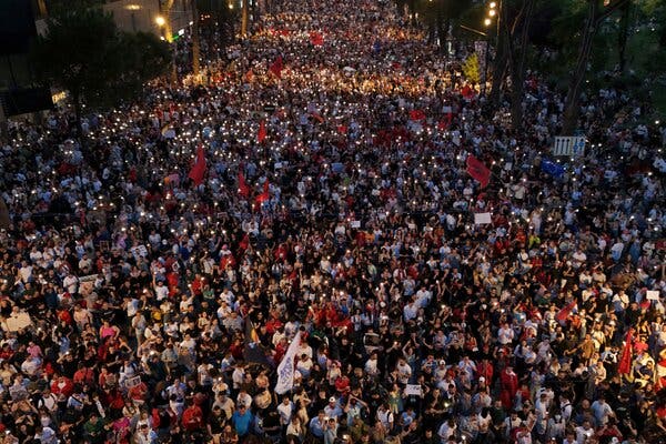 41f5f7af-e0ef-441c-9d26-f39833498629 Protests in Albania Highlight Local Political Discontent Amid Luxury Tourist Site Plans