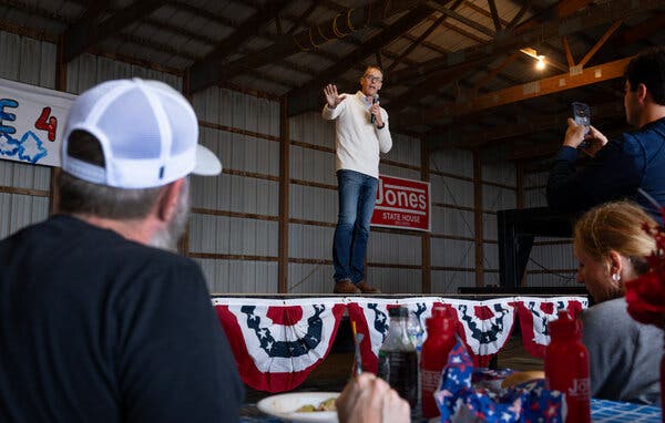 4a6a8853-c619-4054-a939-c656ebbe3468 Iowa Primary Delivers Setback to Trump’s Pick
