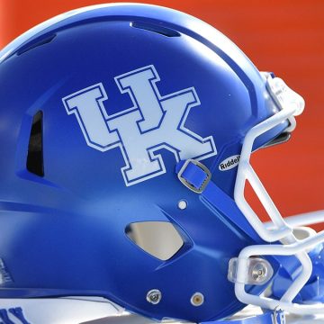 5166ceed-8222-424d-a9a3-477755989d16 Kentucky Defensive Lineman Nic Smith Passes Away at 20