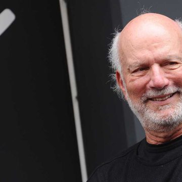 Legendary TV Director James Burrows Passes Away at 85