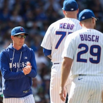 Challenges Facing Chicago Baseball Managers: Bullpen Struggles and Strategies